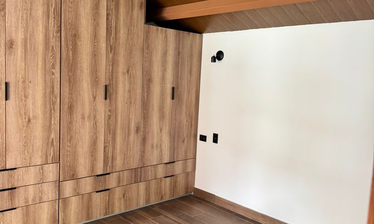 WhatsApp Image 2025-10-13 at 10.39.49 AM (2)