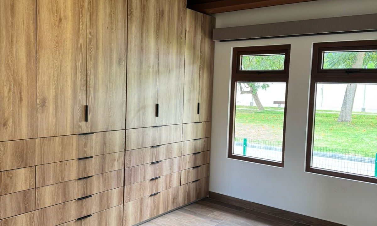 WhatsApp Image 2025-10-13 at 10.39.50 AM (3)