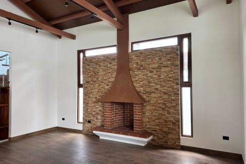 WhatsApp Image 2025-10-13 at 10.39.51 AM (2)