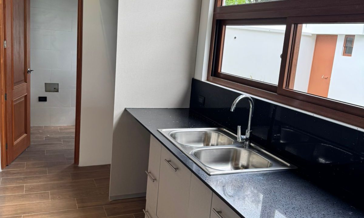 WhatsApp Image 2025-10-13 at 10.39.51 AM (4)