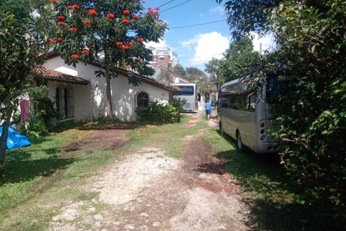 WhatsApp Image 2025-10-16 at 11.51.51 AM (2)