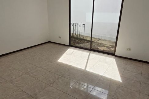 WhatsApp Image 2025-12-22 at 12.11.27 PM (2)