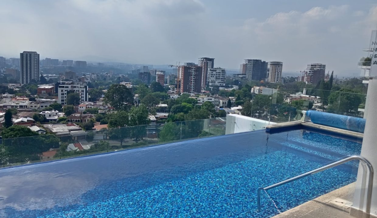 APARTAMENTO CON JARDÍN EN VENTA, EDIFICIO MOREA, ZONA 15 - Miniatura 13